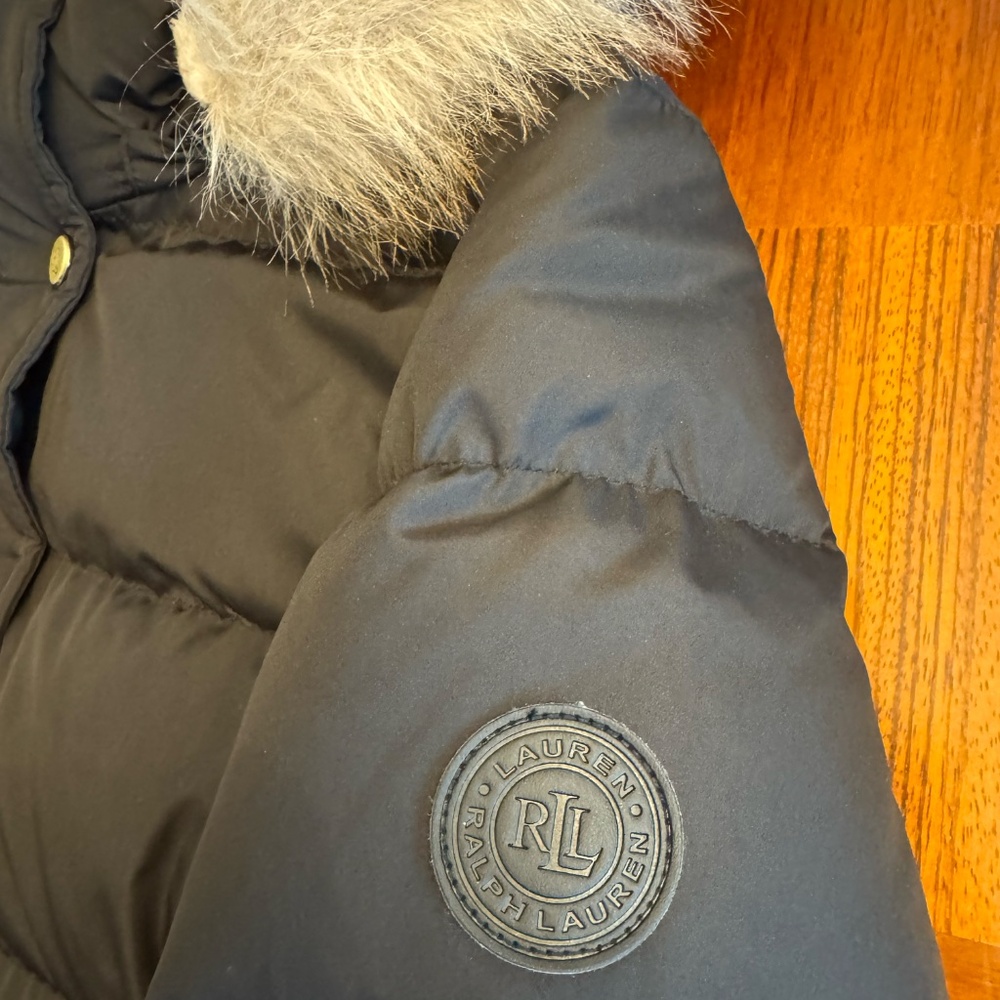 Ralph Lauren - Down-filled coat with Faux Fur trim on hood. Size XS - Picture 3 of 11